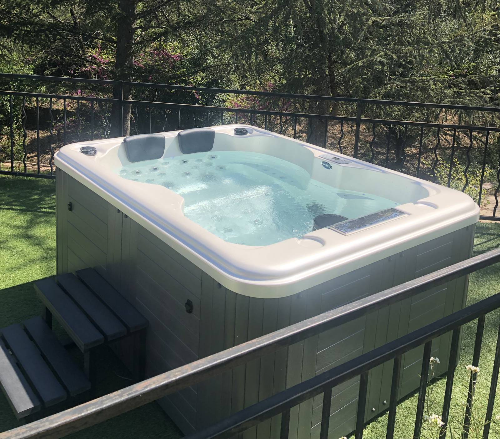 spa 4 places a toulon dans le var