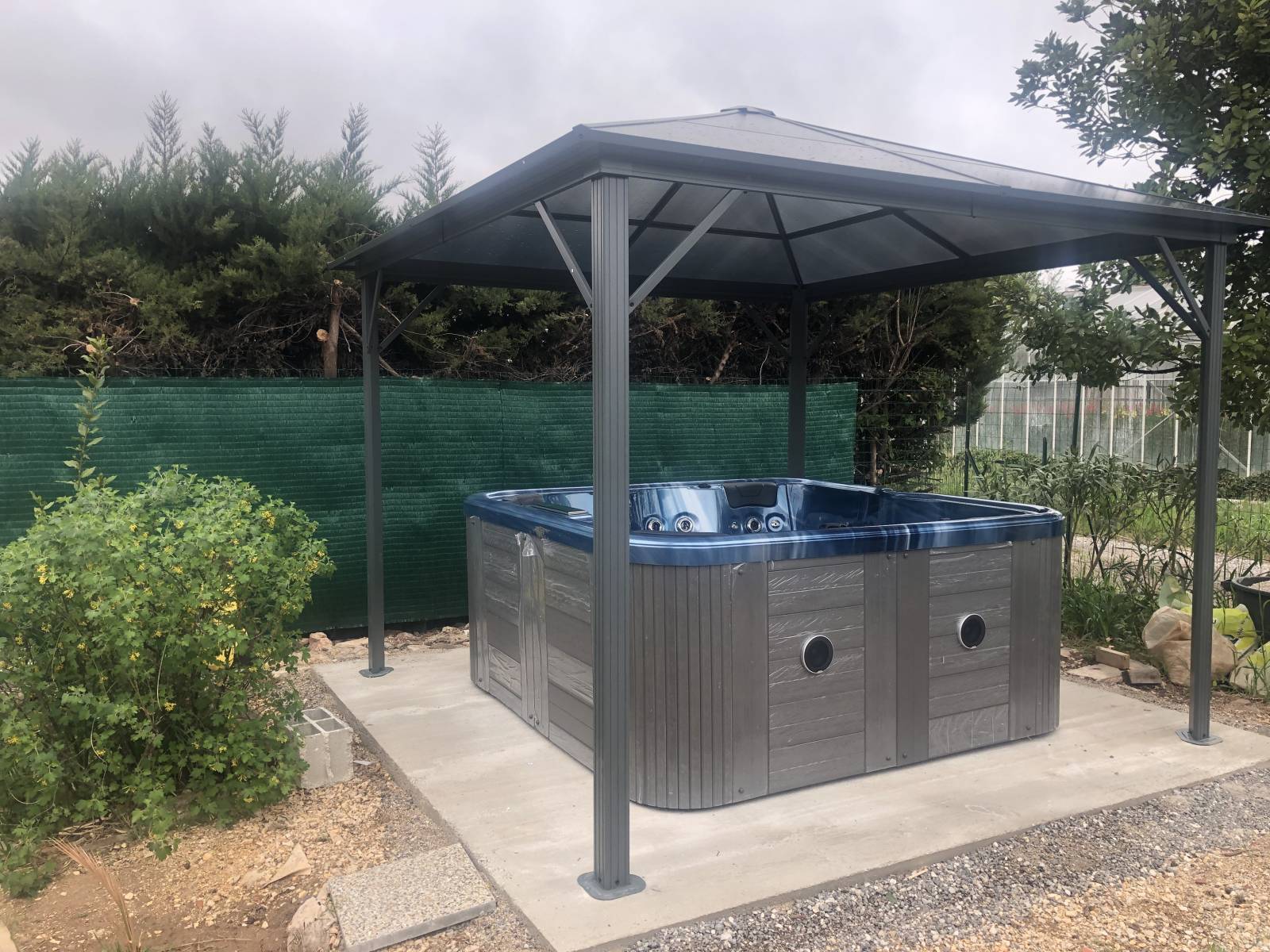 réparation d'un spa 6 places a aix en provence