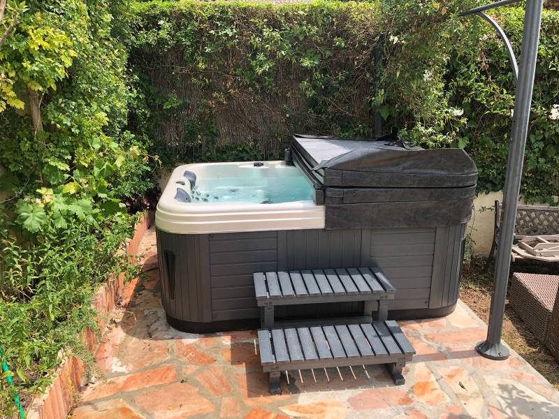 Vente achat spa 3 places avec couverture isolante