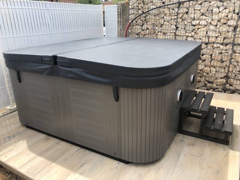 spa 6 places bouche du rhone