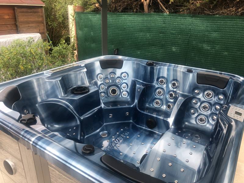 Vente installation spa 6 places a Aix en Provence au meilleur prix