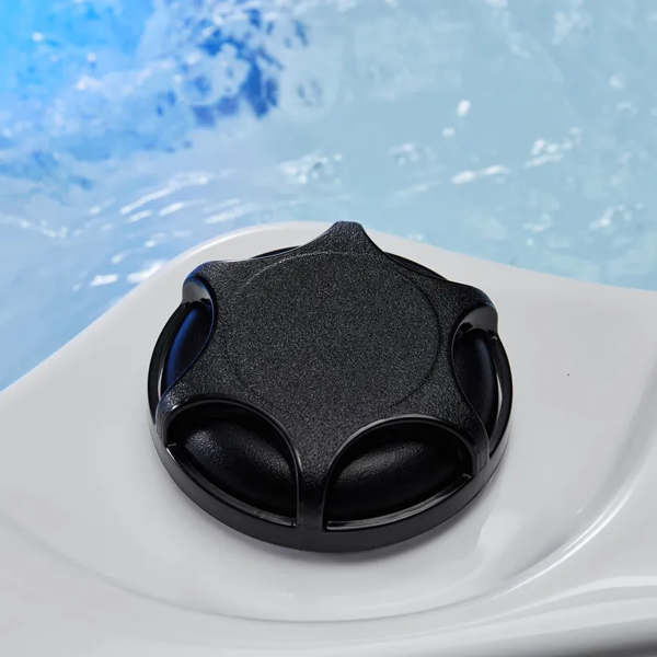 Spa 3 places avec 1 allongée à la ciotat